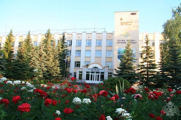 В Управлении Росгвардии по Чувашской Республике проводится работа среди выпускников общеобразовательных школ республики по подбору кандидатов для поступления на учебу в Воронежский институт МВД России