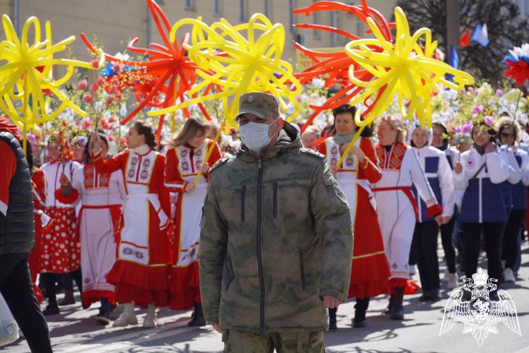 Росгвардейцы обеспечили охрану общественного порядка при проведении первомайских праздничных мероприятий в столице Чувашии 