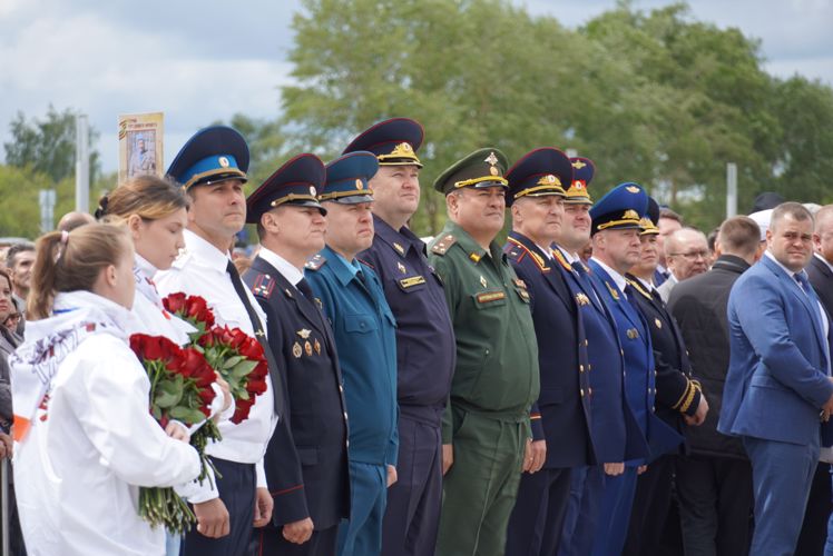 Начальник Управления Росгвардии по Чувашской Республике - Чувашии принял участие в открытии мемориала «Строителям безмолвных рубежей»