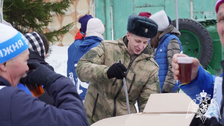 Сотрудники Управления Росгвардии по Чувашской Республике - Чувашии и члены их семей приняли участие во Всероссийской массовой лыжной гонке «Лыжня России - 2023»