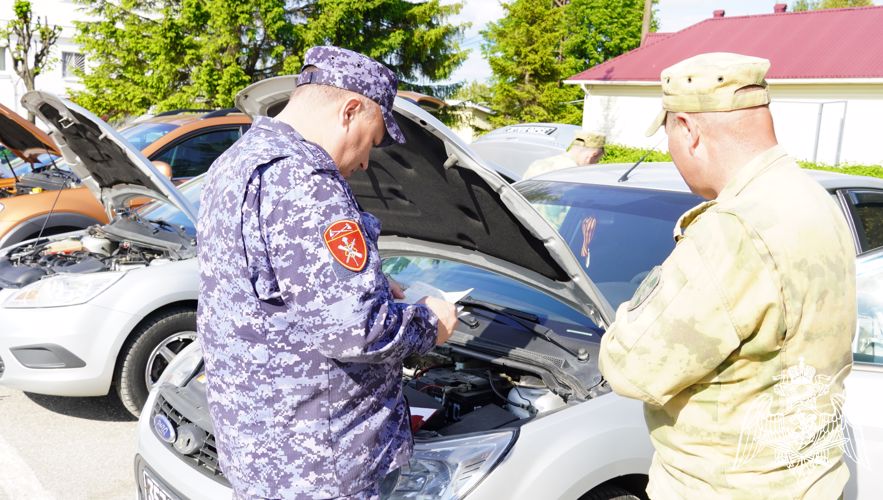 В Управлении Росгвардии по Чувашской Республике – Чувашии завершился перевод вооружения, военной и специальной техники на летний период эксплуатации