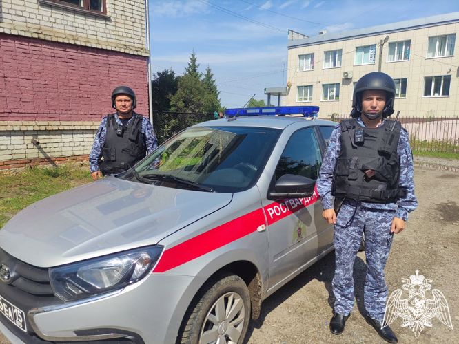 В Цивильске сотрудники Росгвардии задержали женщину, ранившего своего знакомого