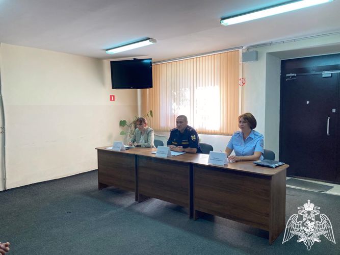 В Управлении Росгвардии по Чувашской Республике – Чувашии обсудили вопросы обеспечения охраны образовательных учреждений в новом учебном году 