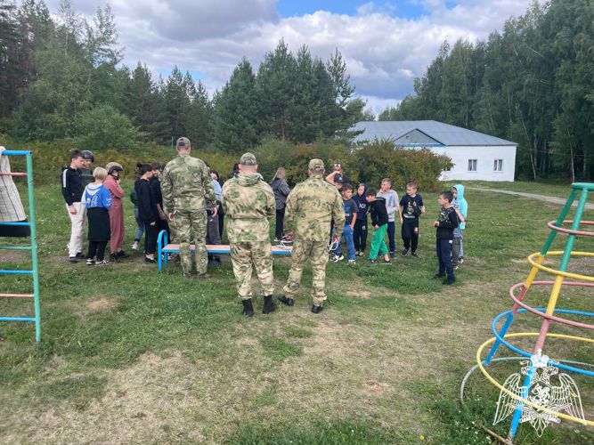 В Чувашии продолжается всероссийский ведомственный проект «Каникулы с Росгвардией» 