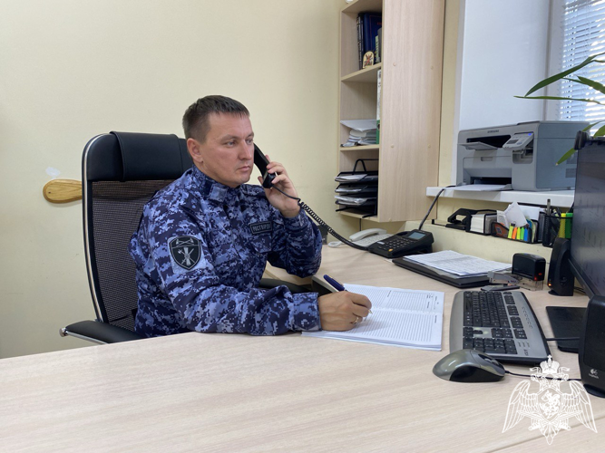 В Чувашии центр лицензионно-разрешительной работы провел телефонную „горячую линию“