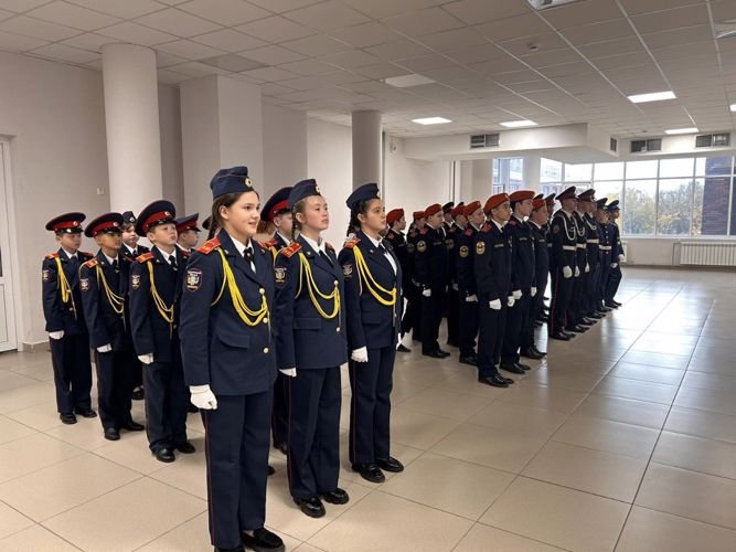 В Чебоксарах кадеты подшефного класса Росгвардии стали призёрами смотра-конкурса строевой подготовки