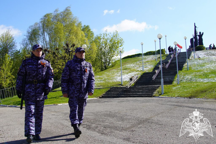 Сотрудники Росгвардии обеспечили безопасность граждан во время праздничных мероприятий, посвященных Дню Победы 