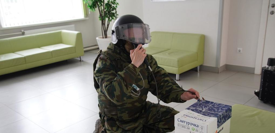 В Чебоксарах сотрудники Росгвардии приняли участие в тренировке на объекте здравоохранения