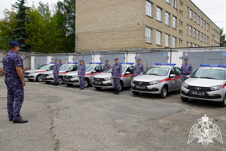В подразделения вневедомственной охраны Чувашии поступили новые служебные автомобили