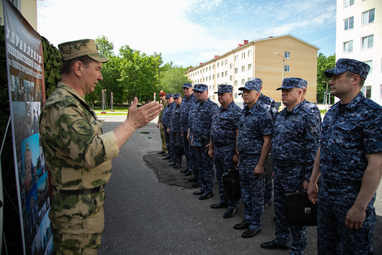 Начальник Управления Росгвардии Чувашии полковник полиции Михаил Енин принял участие в учебно-методическом сборе в Нижнем Новгороде
