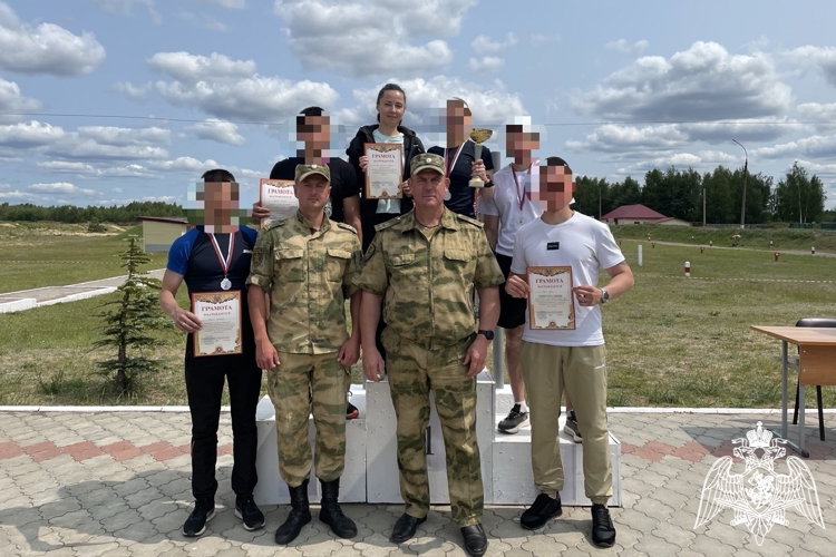 Команда Управления Росгвардии Чувашии завоевала серебро чемпионата Приволжского округа по служебному биатлону 