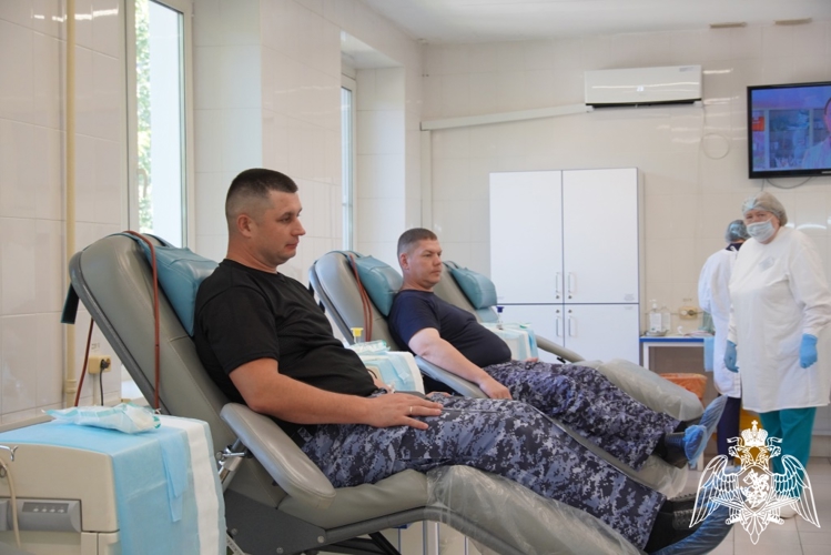 Более 25 литров донорской крови сдали росгвардейцы Чувашии с начала 2025 года