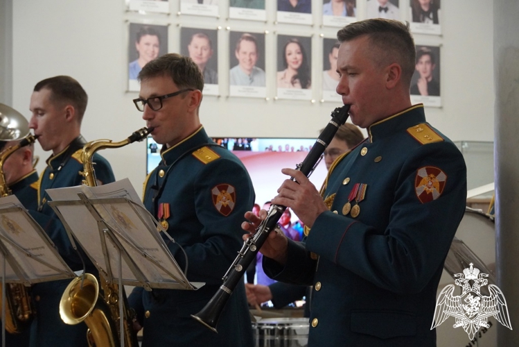 Военный оркестр «Волжские берега» принял участие в торжественном мероприятии, посвященном 160-летию образования службы судебных приставов