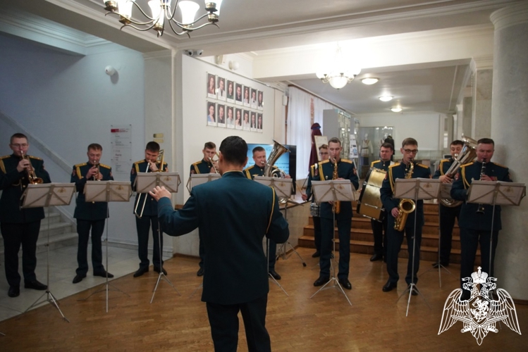 Военный оркестр «Волжские берега» принял участие в торжественном мероприятии, посвященном 160-летию образования службы судебных приставов