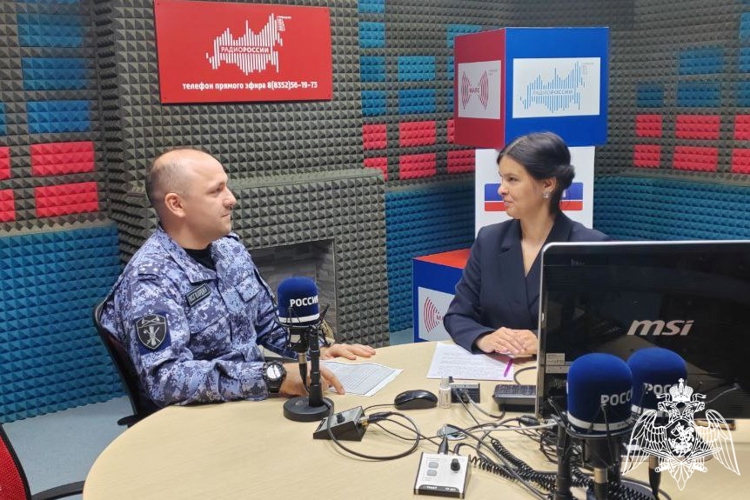 На Радио России состоялась запись выпуска радиожурнала «День за днем», посвященного обороту оружия в Чувашской Республике (аудио)