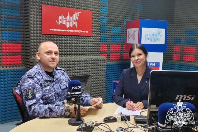 На Радио России состоялась запись выпуска радиожурнала «День за днем», посвященного обороту оружия в Чувашской Республике (аудио)