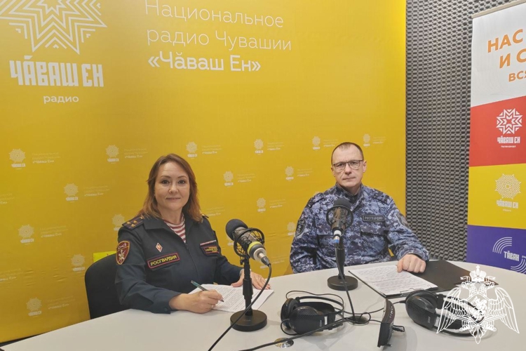 Руководитель Управления вневедомственной охраны Росгвардии Чувашии стал гостем радиопрограммы «В эфире Росгвардия»