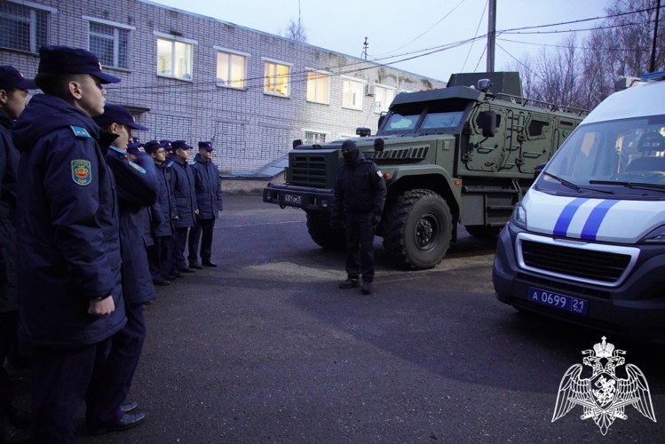 Учащиеся Кадетского корпуса Приволжского федерального округа посетили базу ОМОН «Сувар»