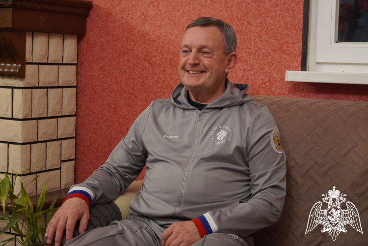 В день ветеранов войск правопорядка о своей службе во внутренних войсках, о жизни и спорте рассказал подполковник в отставке Михаил Богаратов