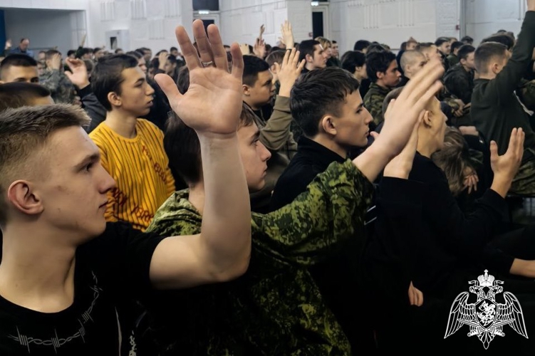 Заместитель начальника Управления Росгвардии по Чувашии рассказал курсантам Центра «Авангард» о военных вузах войск национальной гвардии