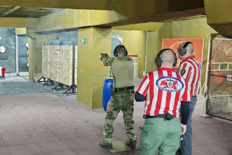 Сотрудники Росгвардии Чувашии успешно выступили на открытом чемпионате по практической стрельбе