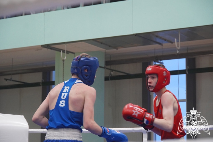 Военный оркестр «Волжские берега» выступил на открытии Чемпионата Чувашии по боксу