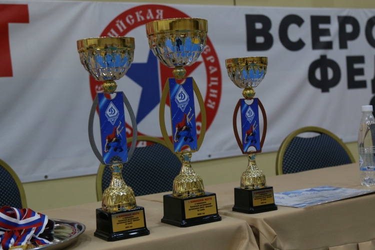 Команда Управления Росгвардии по Чувашии завоевала золото на чемпионате по самбо
