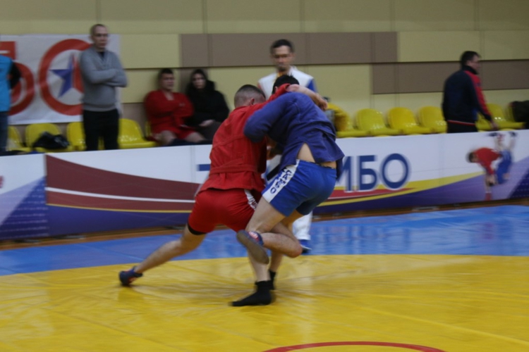 Команда Управления Росгвардии по Чувашии завоевала золото на чемпионате по самбо