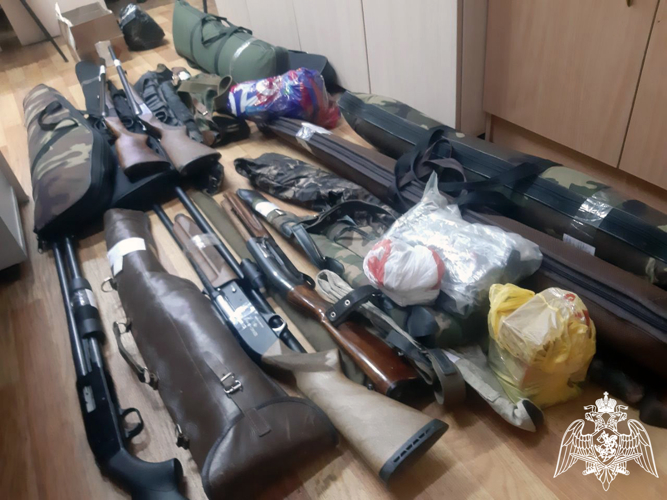 В Управлении Росгвардии по Чувашии состоялась передача партии охотничьего оружия для нужд подразделений, участвующих в СВО