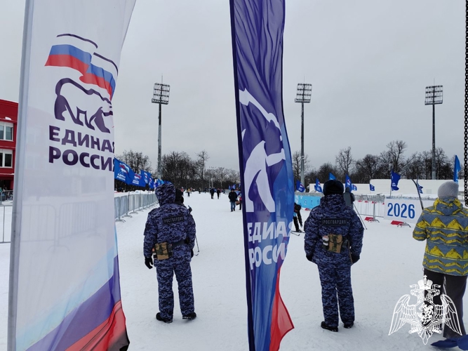 В Чувашии росгвардейцы обеспечили правопорядок во время лыжной гонки «Лыжня России - 2026» 