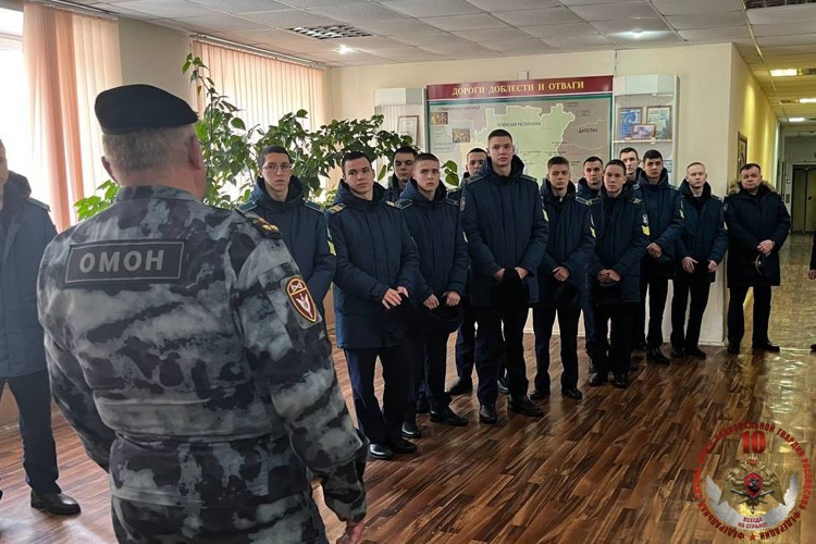 ОМОН «Сувар» открыл свои двери для учащихся Кадетского корпуса имени Героя Советского Союза А.В. Кочетова