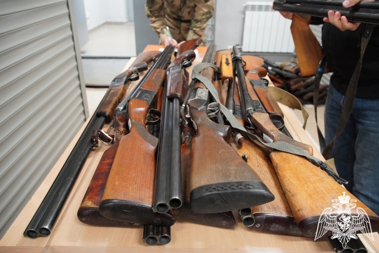 Управление Росгвардии по Чувашской Республике передало очередную партию охотничьего оружия для нужд СВО