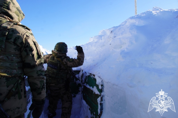 Спецподразделения Управления Росгвардии по Чувашской Республике отработали практические стрельбы в сложных условиях