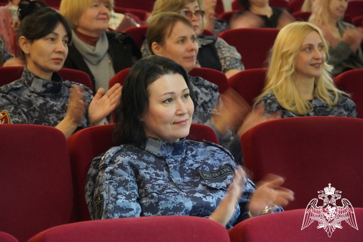 В Управлении Росгвардии по Чувашской Республике состоялся праздничный концерт, посвященный Международному женскому дню