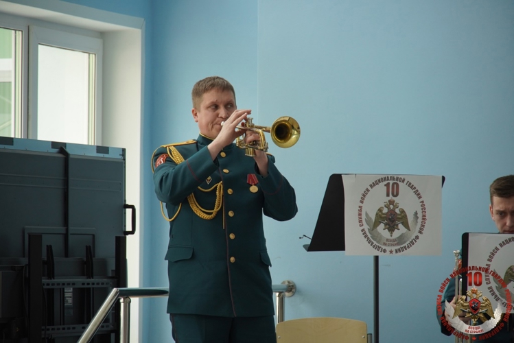 «Мы – Росгвардия»: военный оркестр «Волжские берега» продолжает серию патриотических концертов