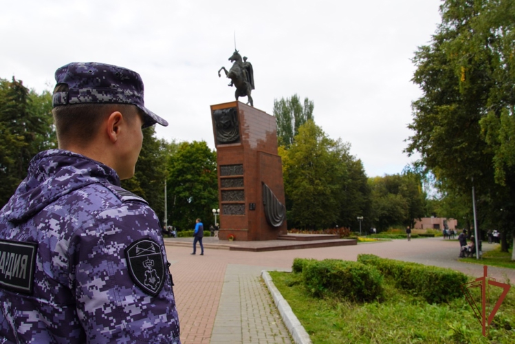 В июле сотрудники вневедомственной охраны Росгвардии задержали более 200 граждан, подозреваемых в совершении правонарушений
