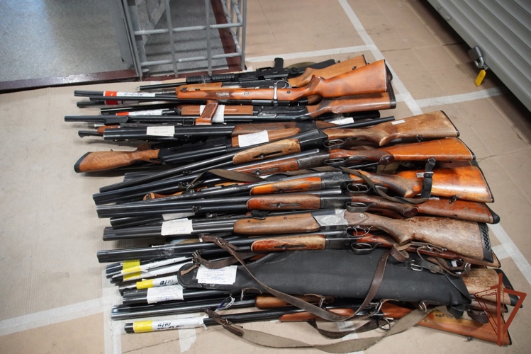 Из Управления Росгвардии по Чувашской Республике в зону СВО направлена очередная партия охотничьего оружия (видео)