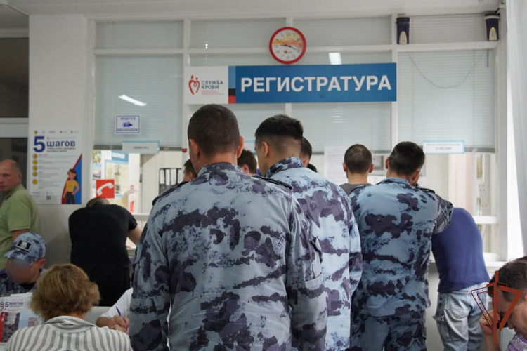 В Чувашии росгвардейцы пополнили банк донорской крови (видео)