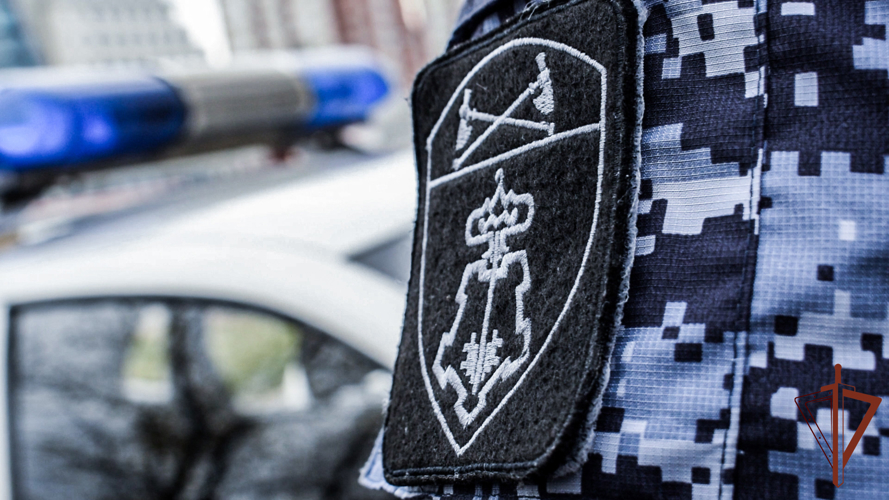 За неделю сотрудники вневедомственной охраны Росгвардии более 200 раз выезжали по сигналу «Тревога» на охраняемые объекты в Чувашии