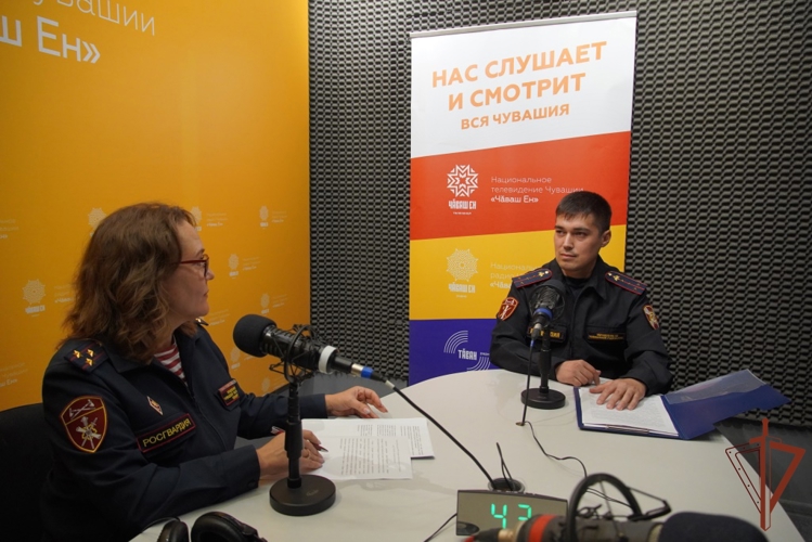 На Национальном радио Чувашии подготовлен к эфиру очередной выпуск программы «В эфире Росгвардия» 