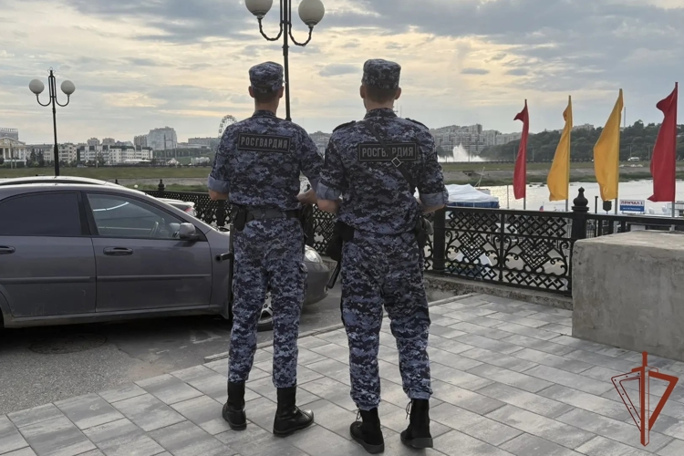 В Чувашии сотрудники Росгвардии обеспечили безопасность во время проведения мероприятий, посвященных Дню ВДВ