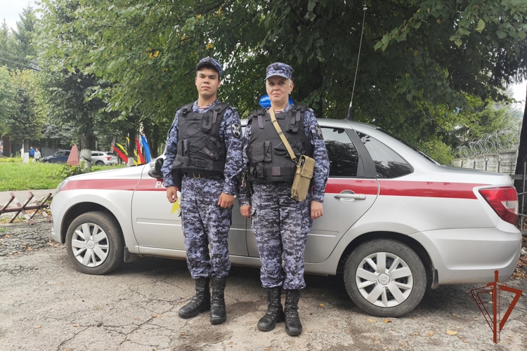 В Кугесях сотрудники вневедомственной охраны Росгвардии пресекли попытку кражи 