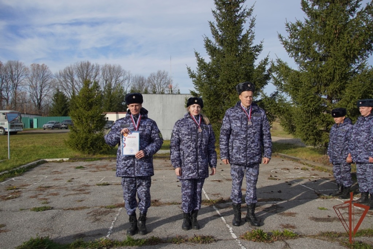 В Чувашии прошли соревнования по стрельбе, приуроченные ко Дню образования подразделений вневедомственной охраны