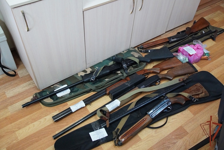 В Чебоксарах офицеры регионального управления Росгвардии передали очередную партию оружия в зону СВО