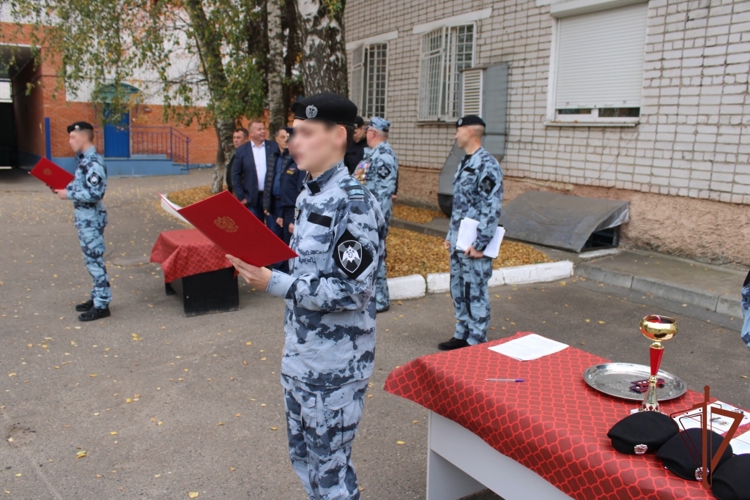 В Управлении Росгвардии по Чувашской Республике поздравили бойцов ОМОН с профессиональным праздником